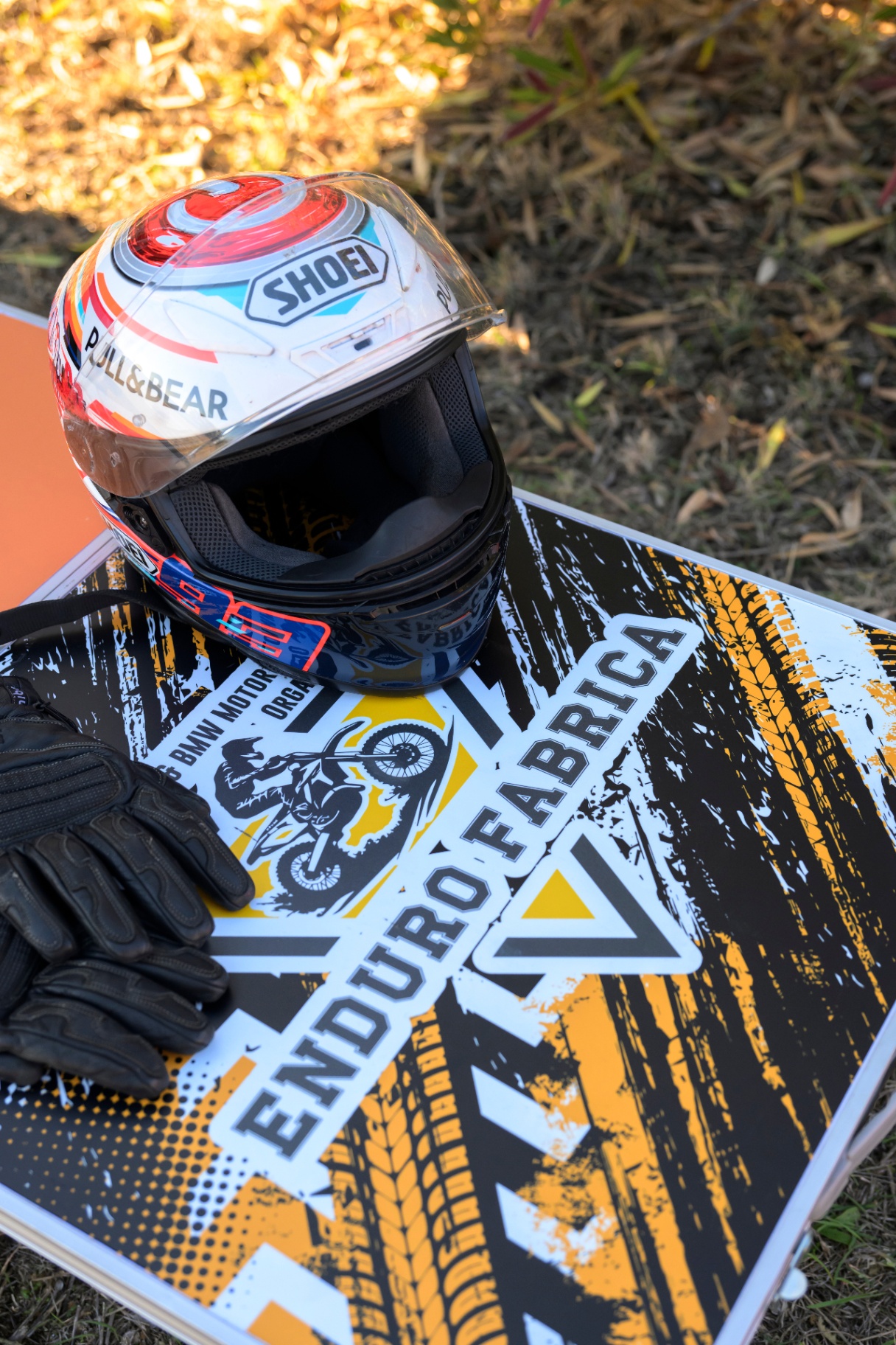 Enduro Fabrica helmet and gloves